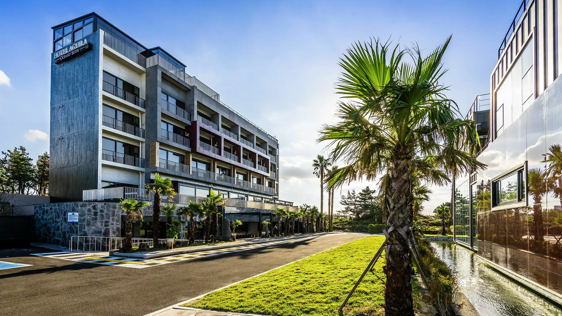 Aguila Hotel Jeju Oceano Suite